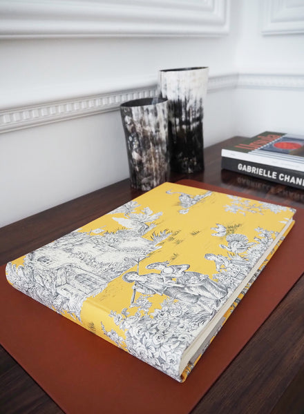 BESPOKE TOILE DE JOUY COTTON PHOTO ALBUM - Pastorale Yellow - 1