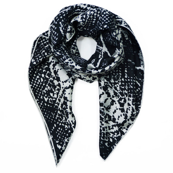 CHARLES WORTHINGTON X JANE CARR, VIPER FOULARD - Monochrome printed silk twill scarf